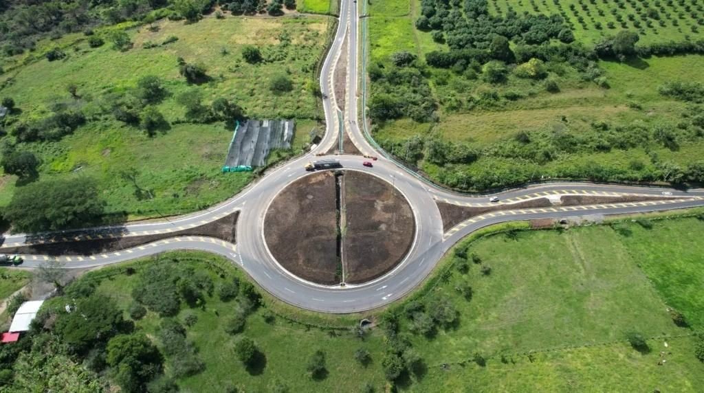 Puente sobre el río Cauca