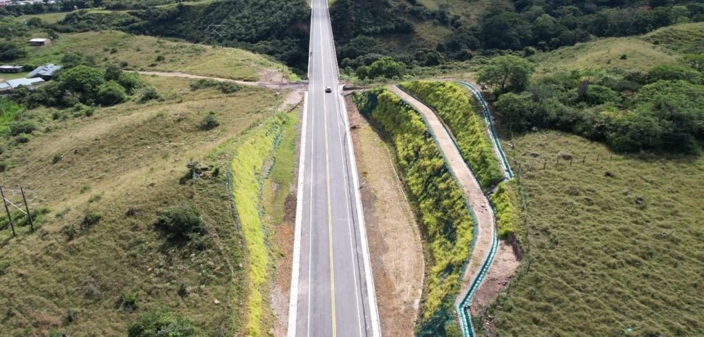 Autopista al Mar 1